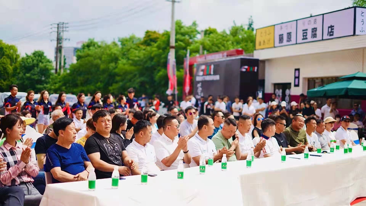 Ckart卡丁車(chē)俱樂(lè)部開(kāi)業(yè)慶典(圖12) Ckart卡丁車(chē)俱樂(lè)部開(kāi)業(yè)慶典(圖12)